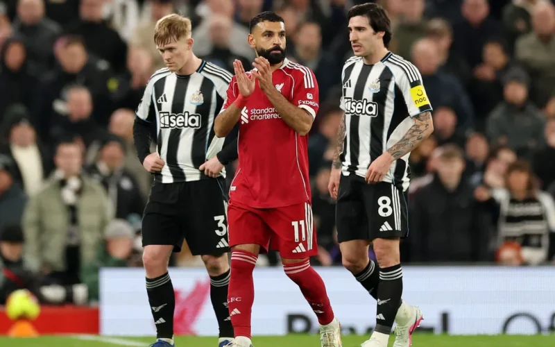 87 مليون إسترليني.. عرض ضخم يحسم مستقبل محمد صلاح مع ليفربول مؤخرًا